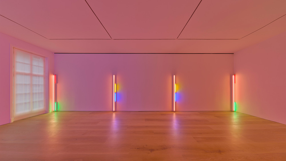 Dan Flavin - &lsquo;colored fluorescent light&rsquo; (installation view)