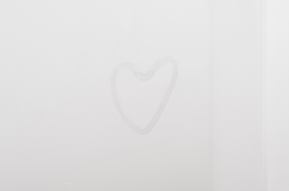 Antoine Catala: &lsquo;Mist Drawing (heart, after Hans Haacke)&rsquo; (2025)
