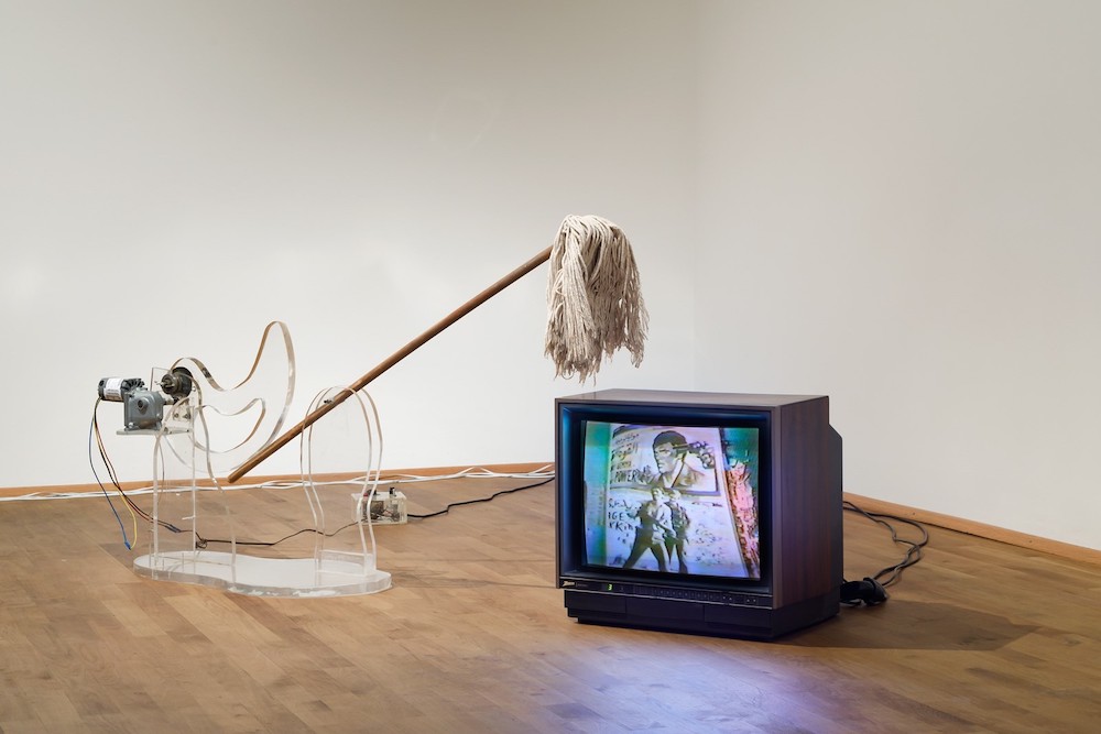 Carolee Schneemann - War Mop